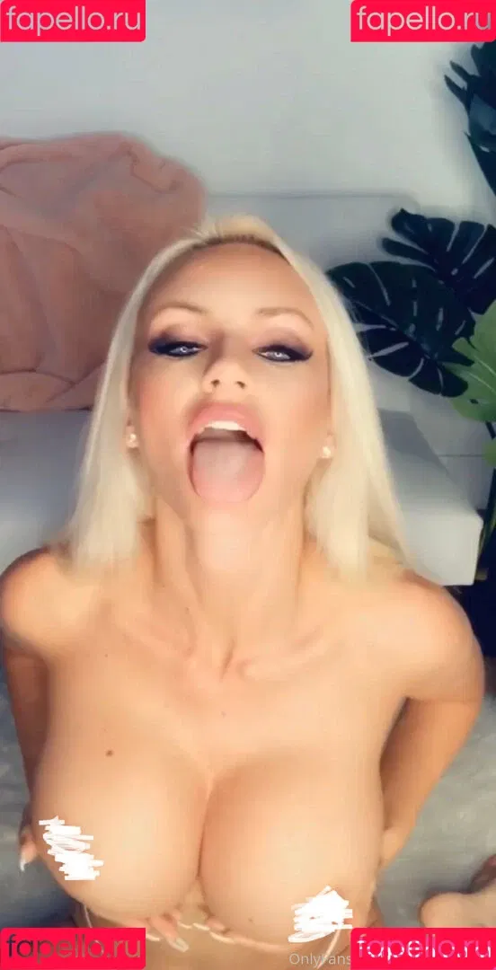 lacieheartvip Onlyfans Photo Gallery 