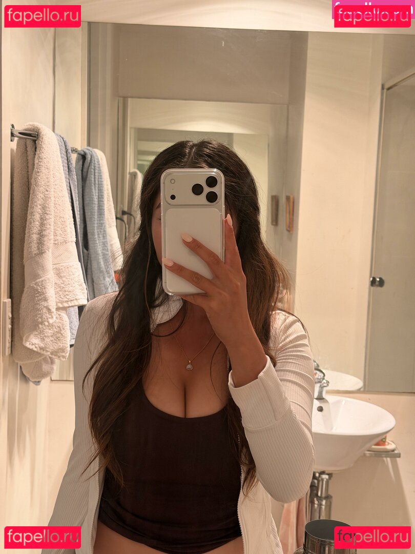 elizabethxpang Nude Onlyfans Photo 21