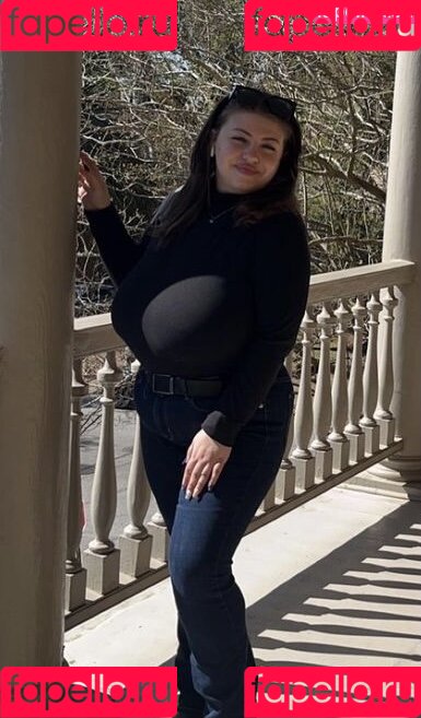 Sophia A Onlyfans Photo Gallery 