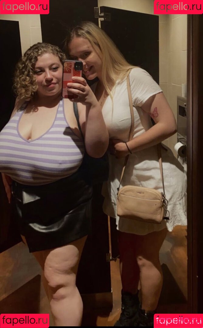 Sophia A Onlyfans Photo Gallery 