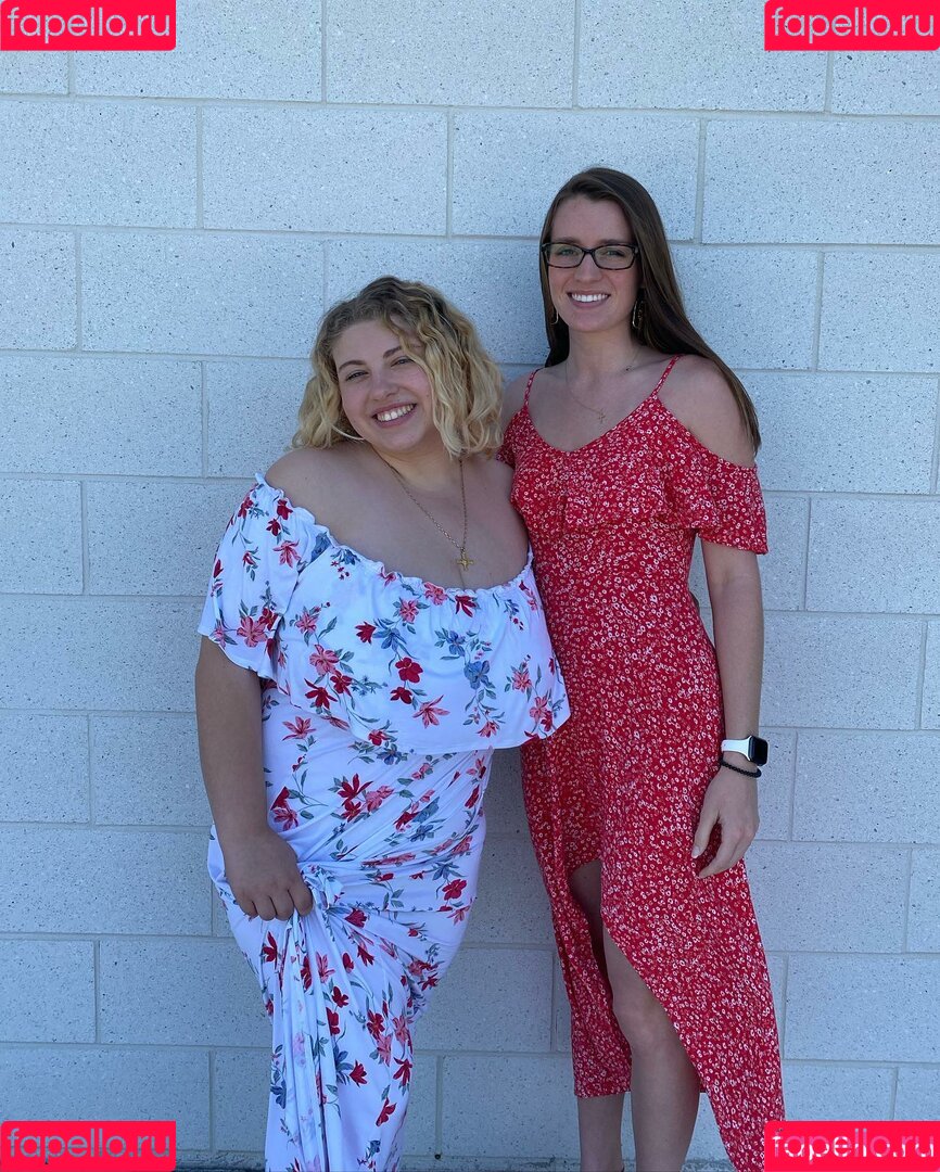 Sophia A Onlyfans Photo Gallery 