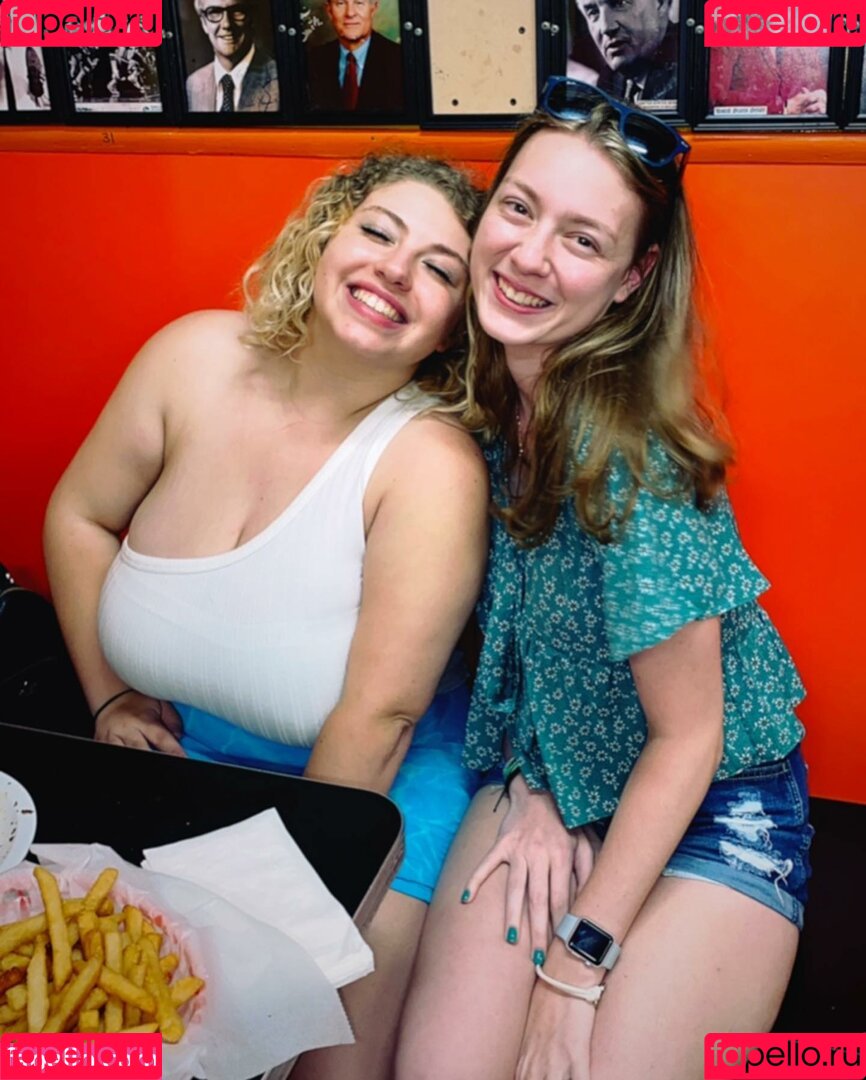 Sophia A Onlyfans Photo Gallery 