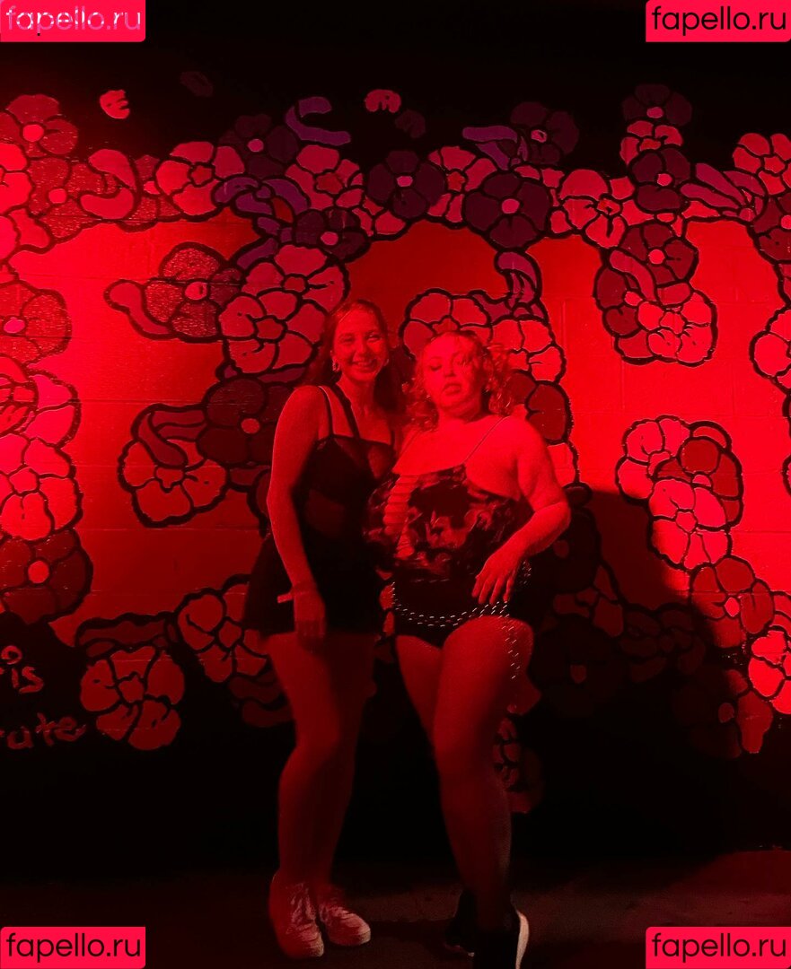 Sophia A Onlyfans Photo Gallery 