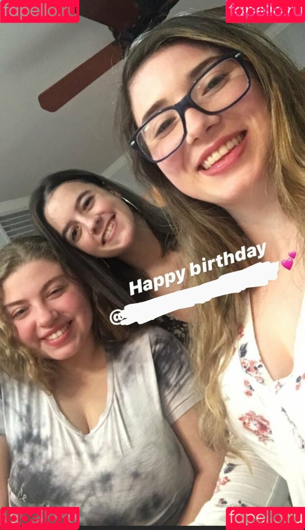 Sophia A Onlyfans Photo Gallery 