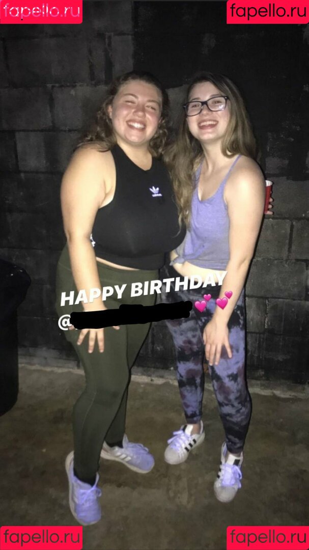 Sophia A Onlyfans Photo Gallery 