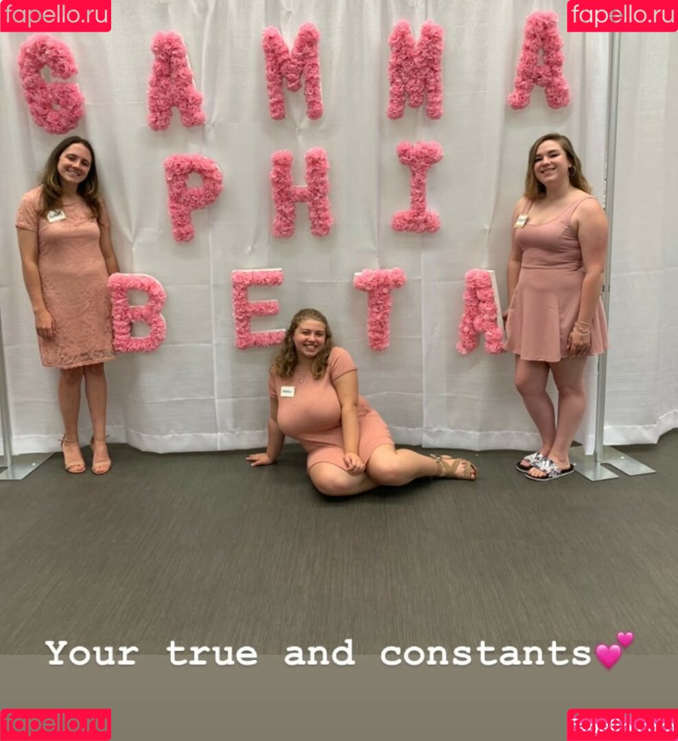 Sophia A Onlyfans Photo Gallery 