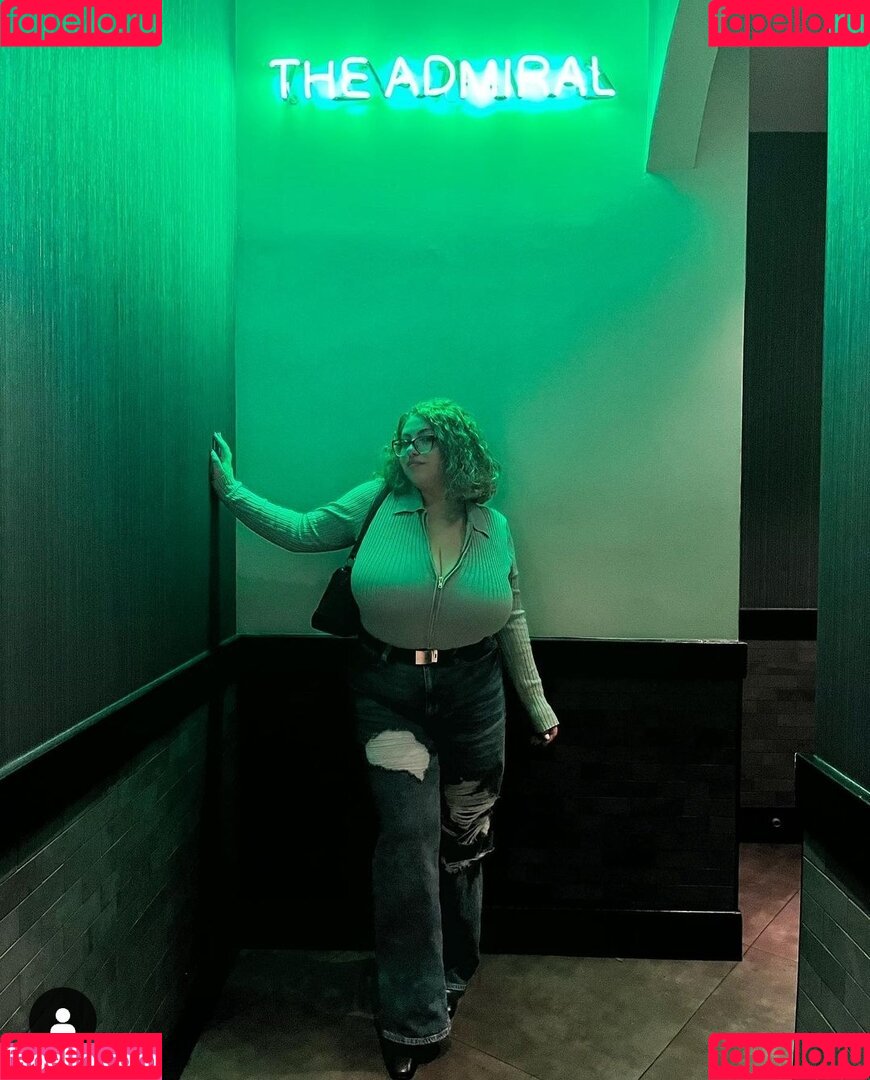 Sophia A Onlyfans Photo Gallery 