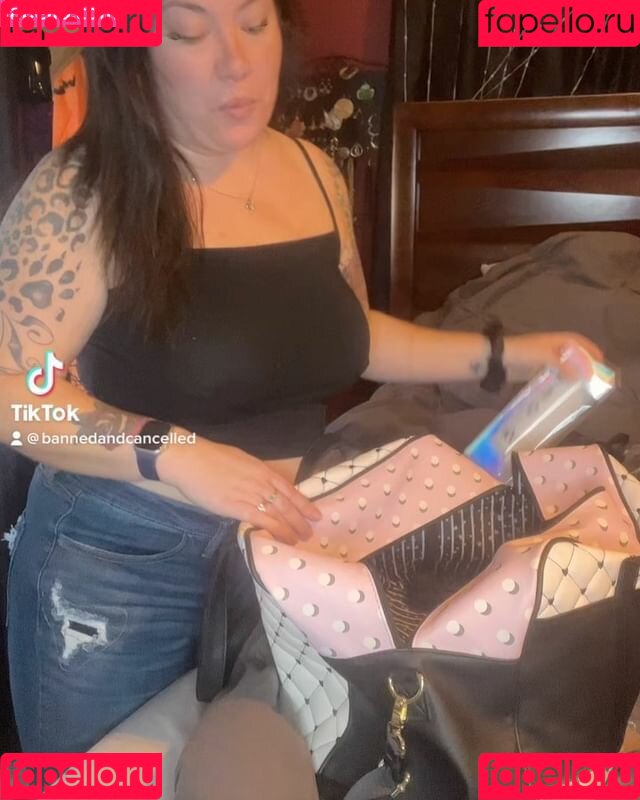 Cuntsuela Onlyfans Photo Gallery 