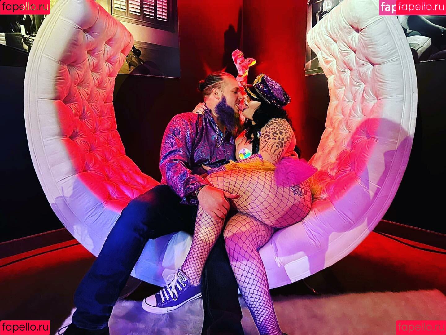 Cuntsuela Onlyfans Photo Gallery 