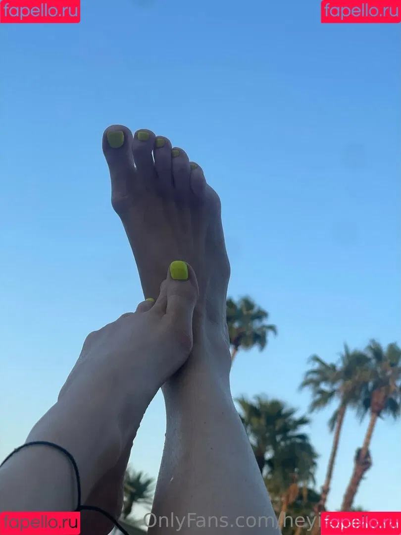 heyitscodee Onlyfans Photo Gallery 