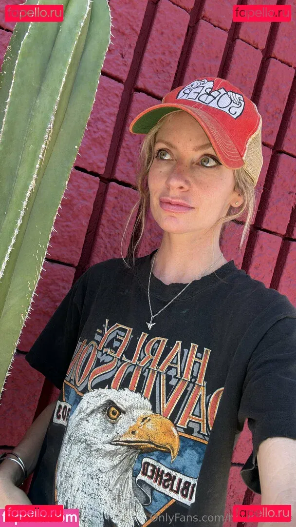 heyitscodee Onlyfans Photo Gallery 