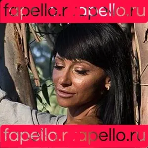 Yuli Giller Onlyfans Photo Gallery 