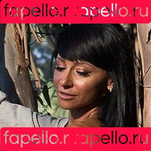 Yuli Giller Onlyfans Photo Gallery 