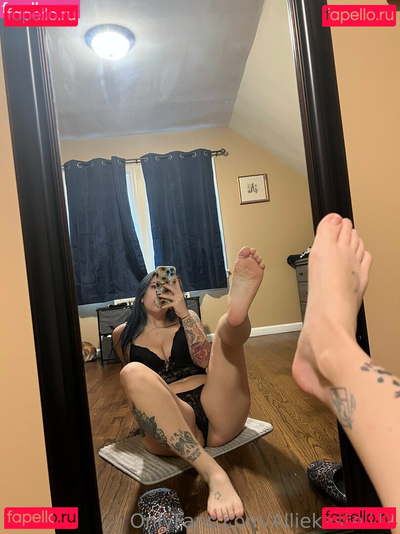 AllieKastell Nude Onlyfans Photo 5