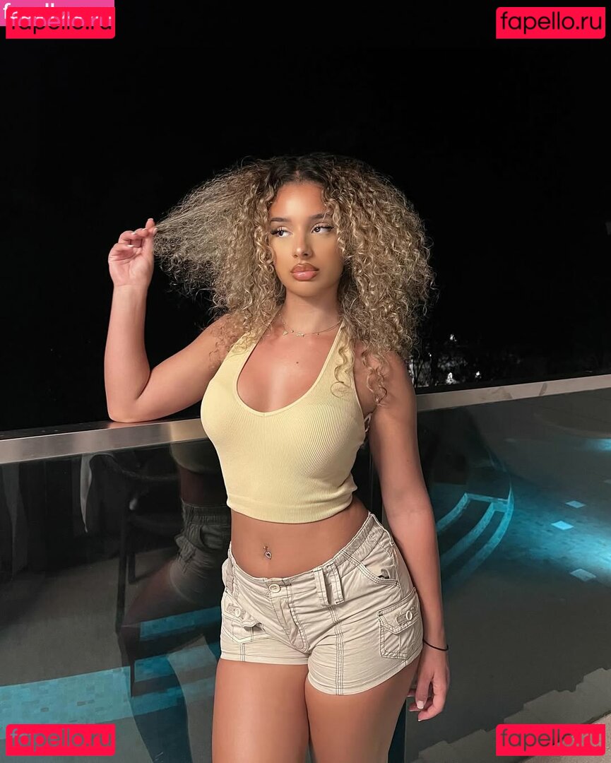 Yasminaamts Nude Onlyfans Photo 18