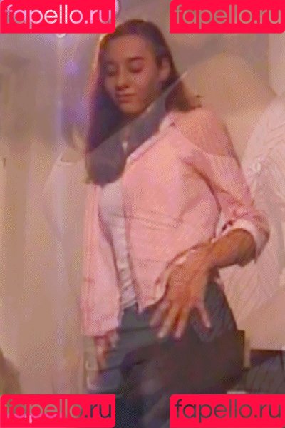 Karoline Krämer Onlyfans Photo Gallery 