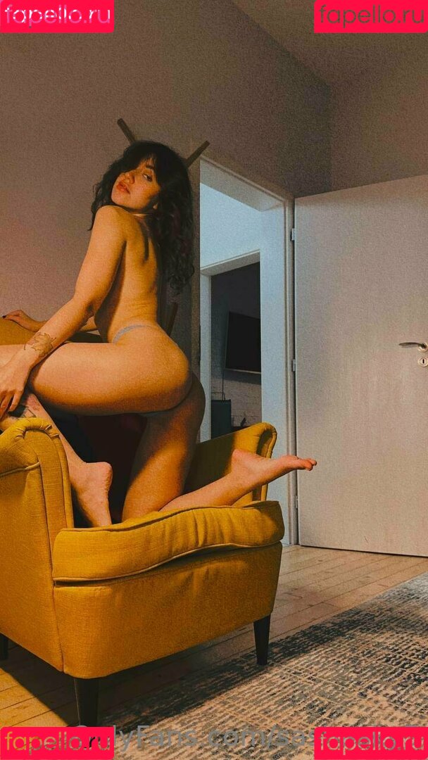 annie.opium Onlyfans Photo Gallery 