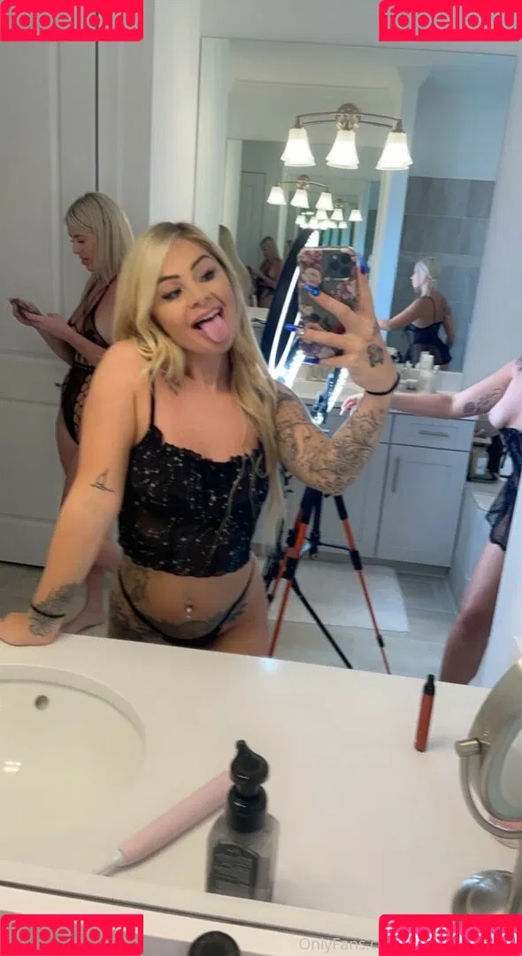 brookeshowsxx Onlyfans Photo Gallery 