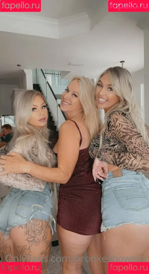 brookeshowsxx Onlyfans Photo Gallery 