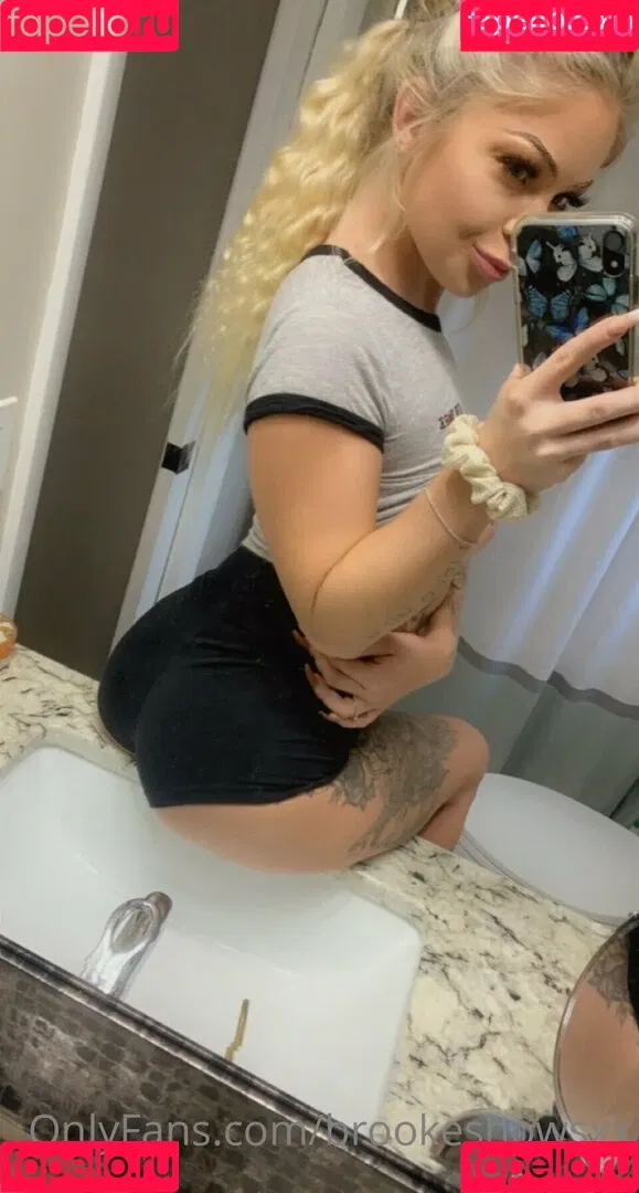brookeshowsxx Onlyfans Photo Gallery 