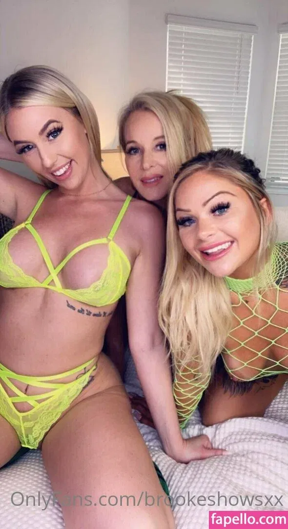 brookeshowsxx Onlyfans Photo Gallery 