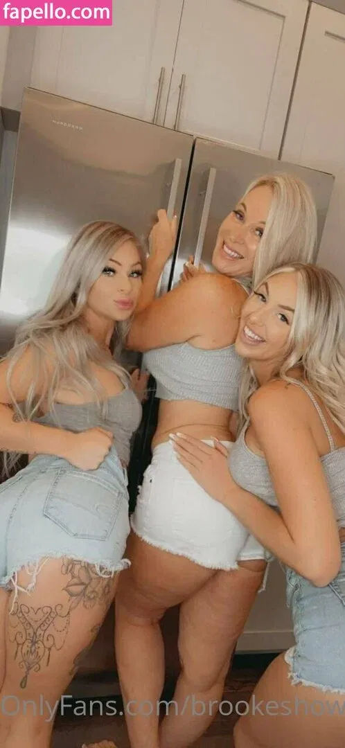 brookeshowsxx Onlyfans Photo Gallery 