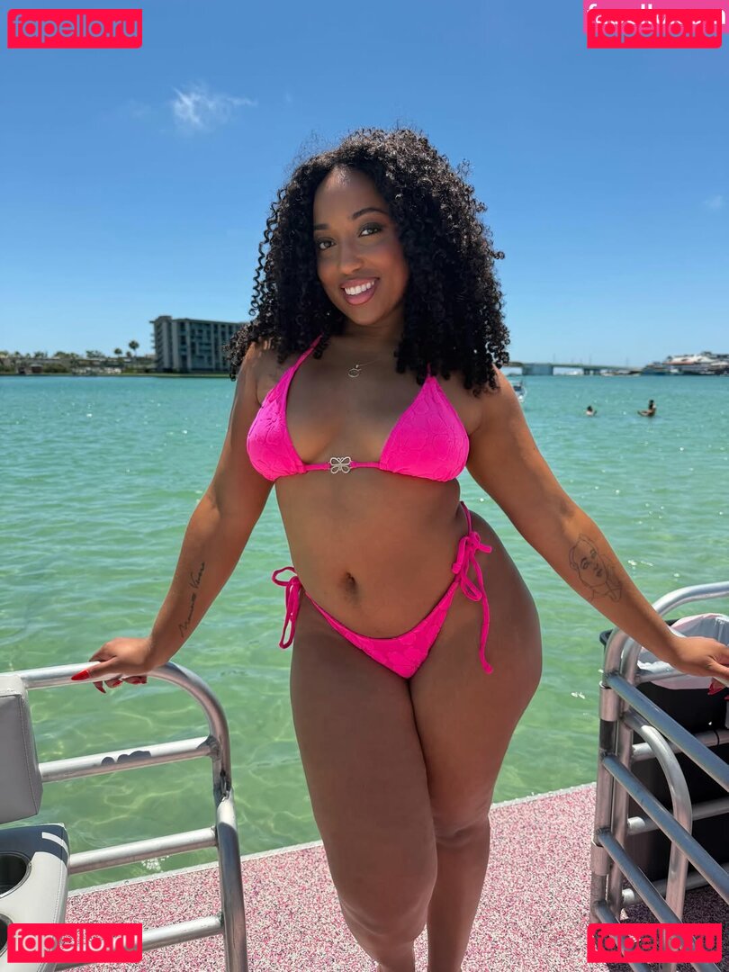 reynasberries Nude Onlyfans Photo 7