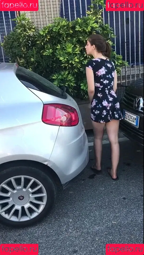 Stella Cox Onlyfans Photo Gallery 