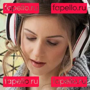 Stella Cox Onlyfans Photo Gallery 