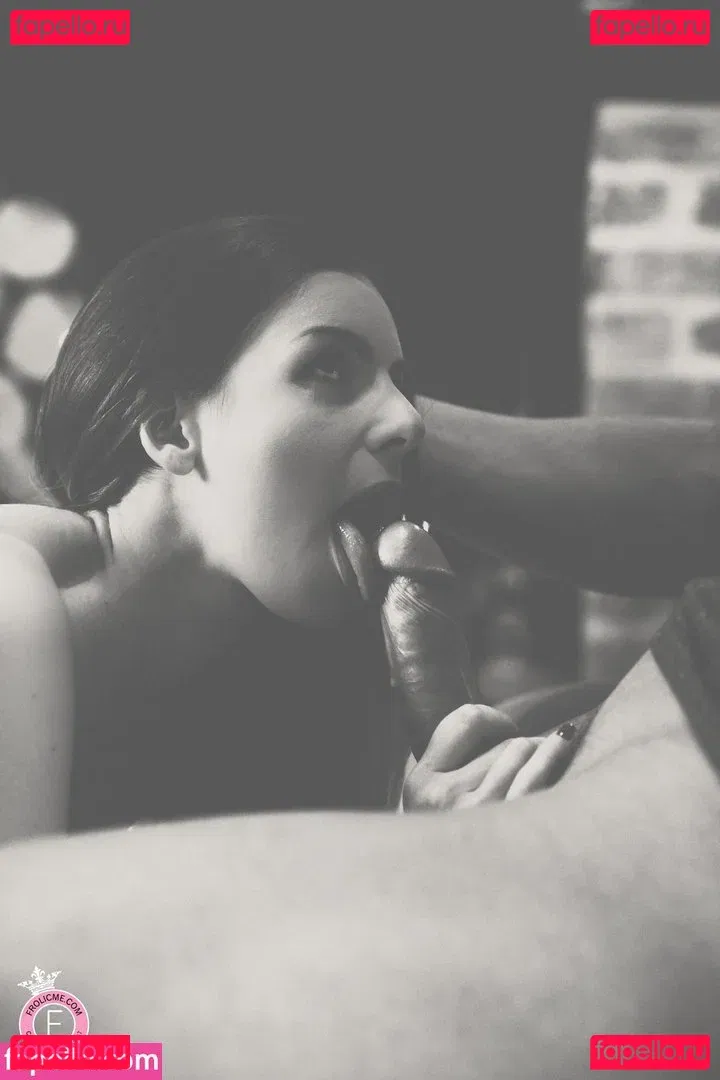 Stella Cox Onlyfans Photo Gallery 