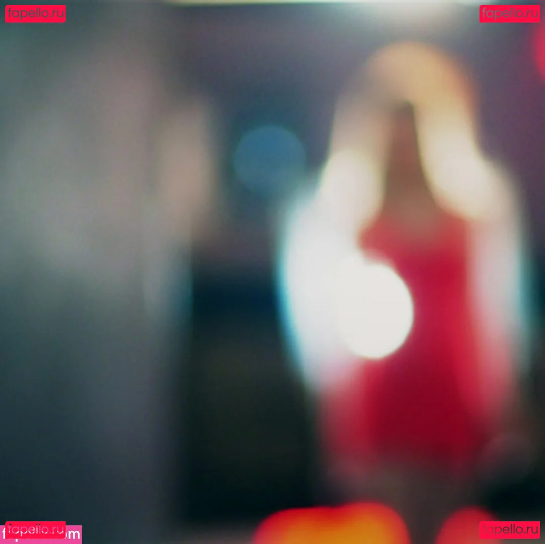 Stella Cox Onlyfans Photo Gallery 