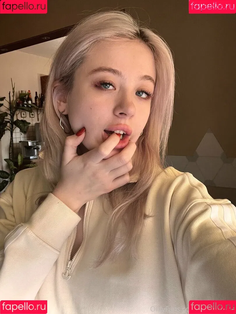 milla_snake Onlyfans Photo Gallery 