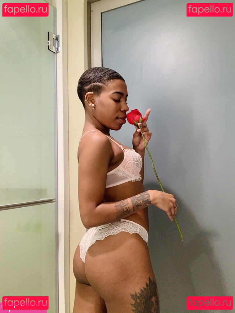 Darling Nicky Nude Onlyfans Photo 10