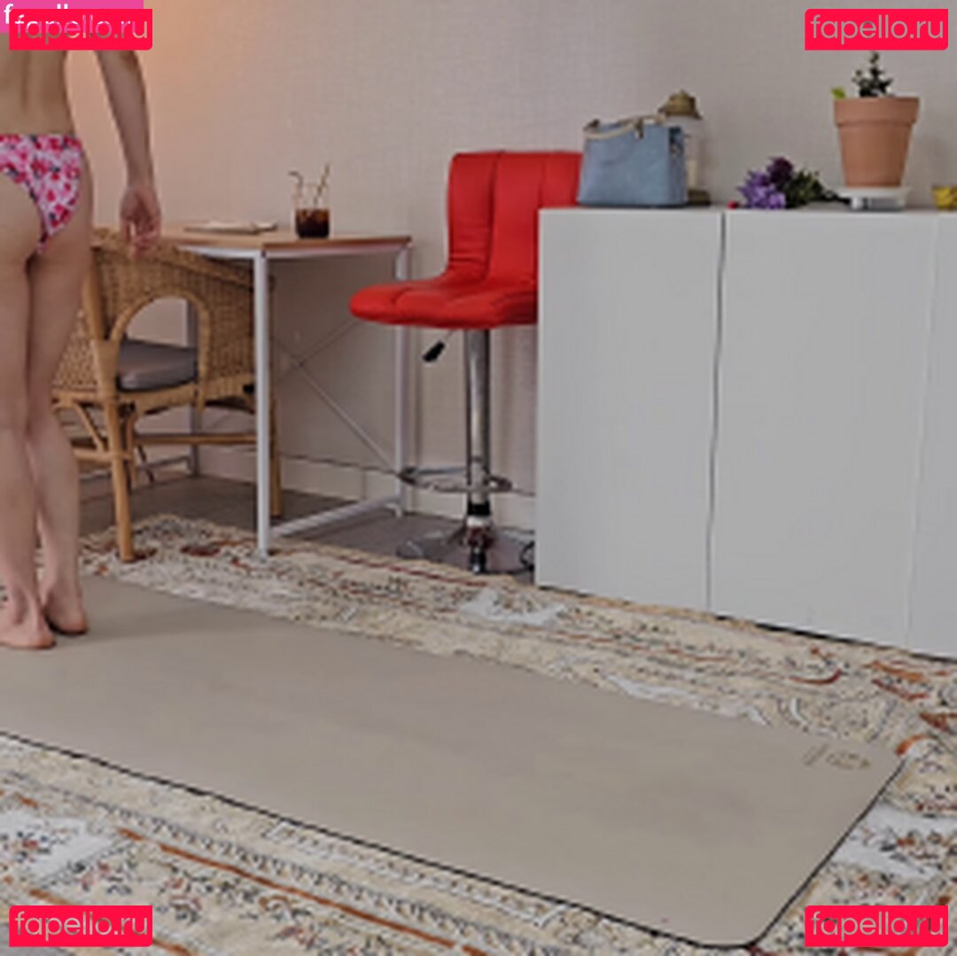 darayoga Nude Onlyfans Photo 4