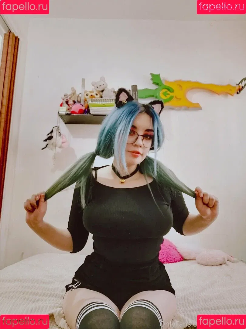 allein.grrrl Onlyfans Photo Gallery 