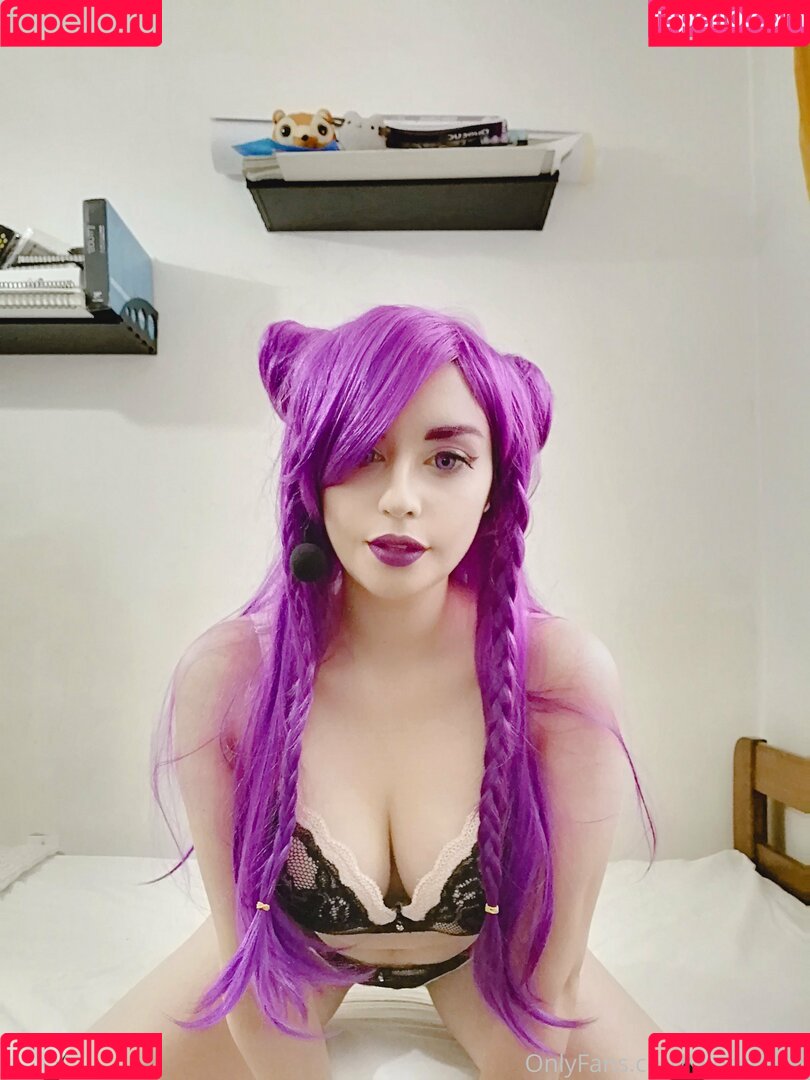 allein.grrrl Onlyfans Photo Gallery 