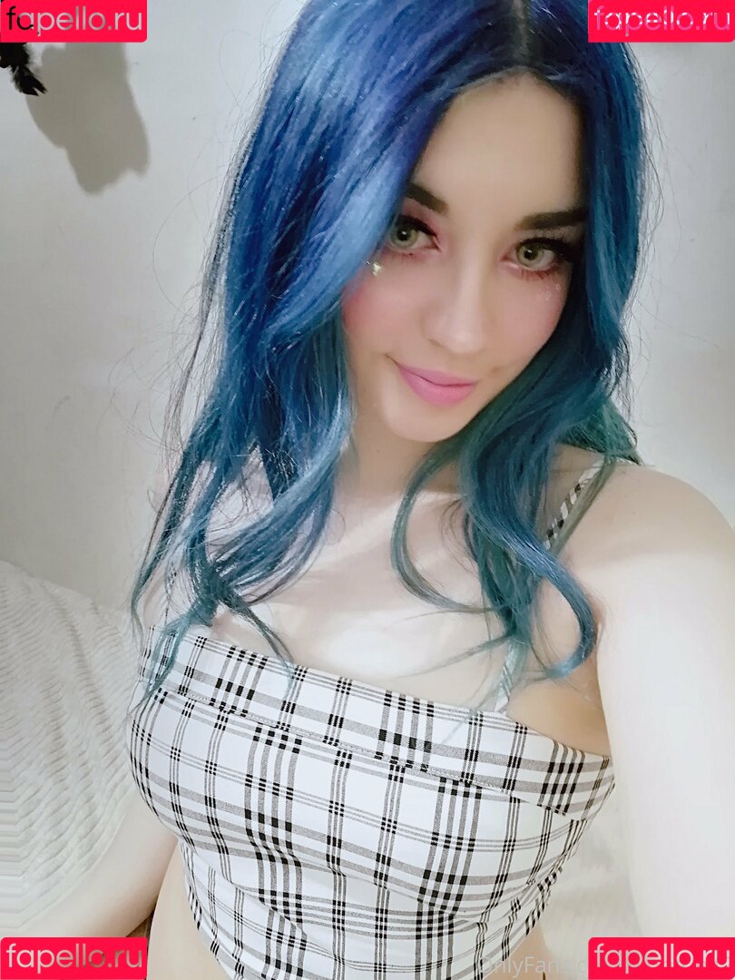 allein.grrrl Onlyfans Photo Gallery 