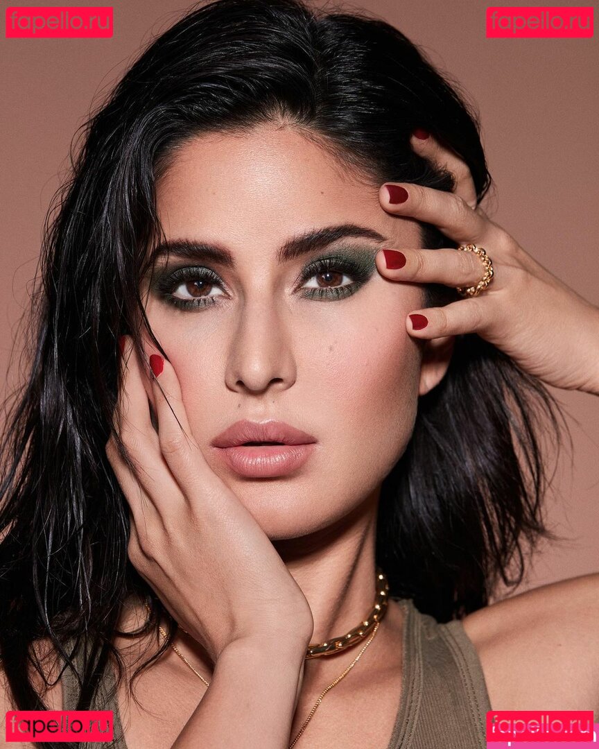 Katrina Kaif Nude Onlyfans Photo 39