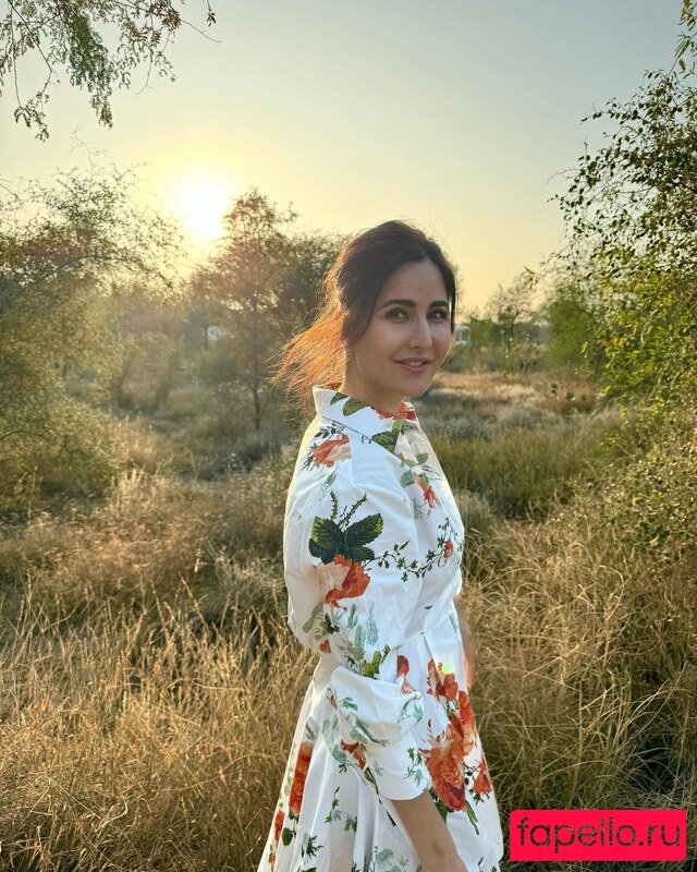 Katrina Kaif Nude Onlyfans Photo 16