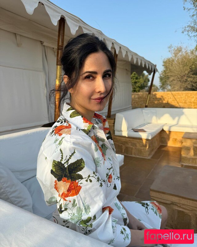 Katrina Kaif Nude Onlyfans Photo 17
