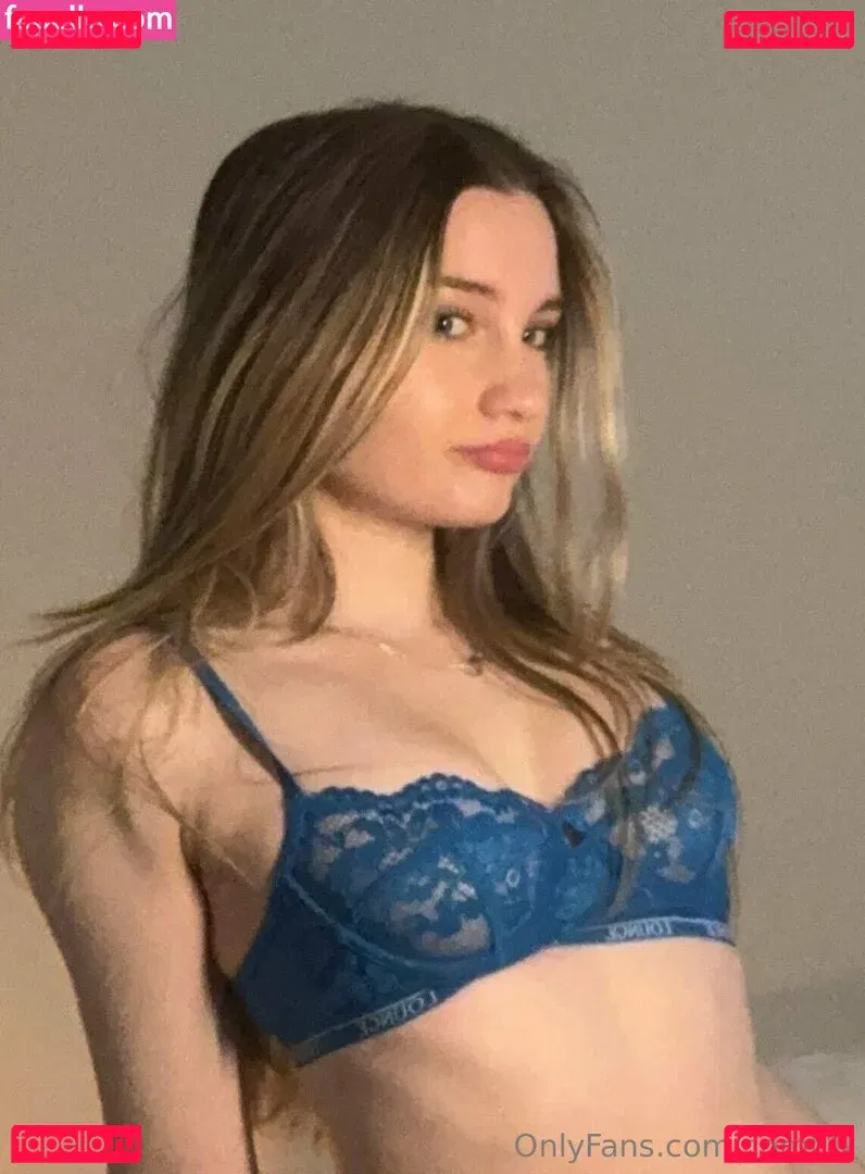 Comflly Onlyfans Photo Gallery 