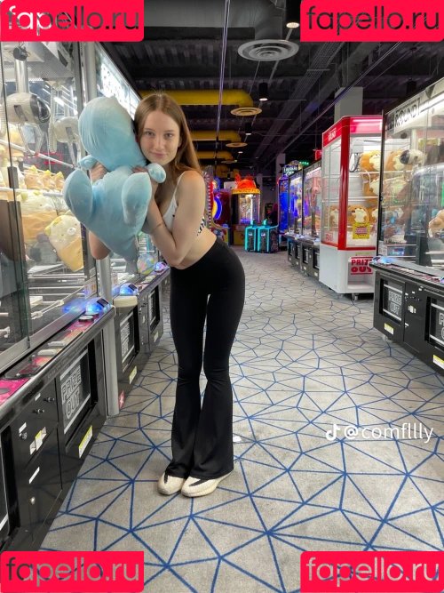 Comflly Nude Onlyfans Photo 91