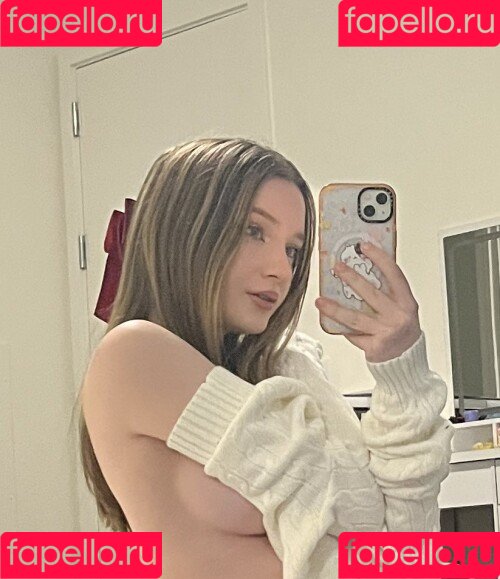 Comflly Nude Onlyfans Photo 63