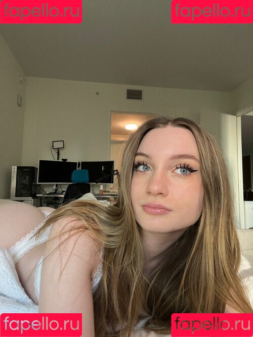 Comflly Onlyfans Photo Gallery 