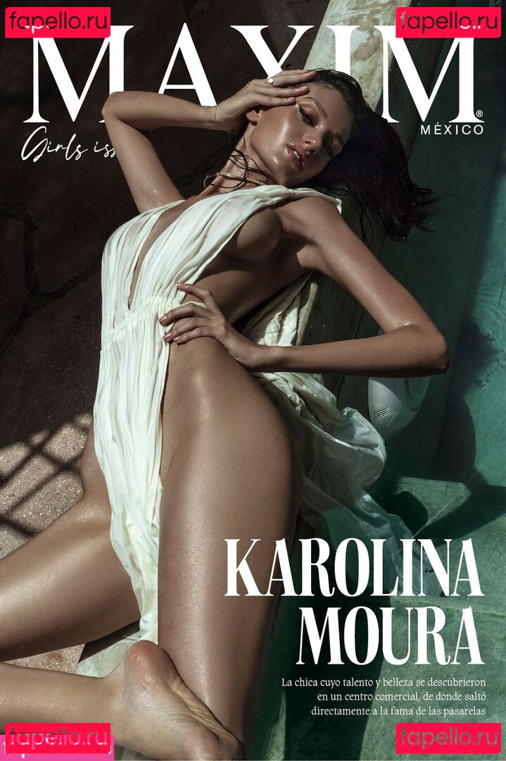 Karolina Moura Nude Onlyfans Photo 12