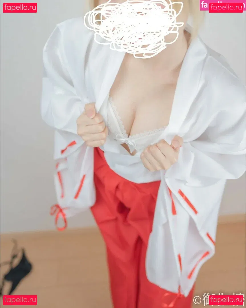 Otogi Shikimi Onlyfans Photo Gallery 