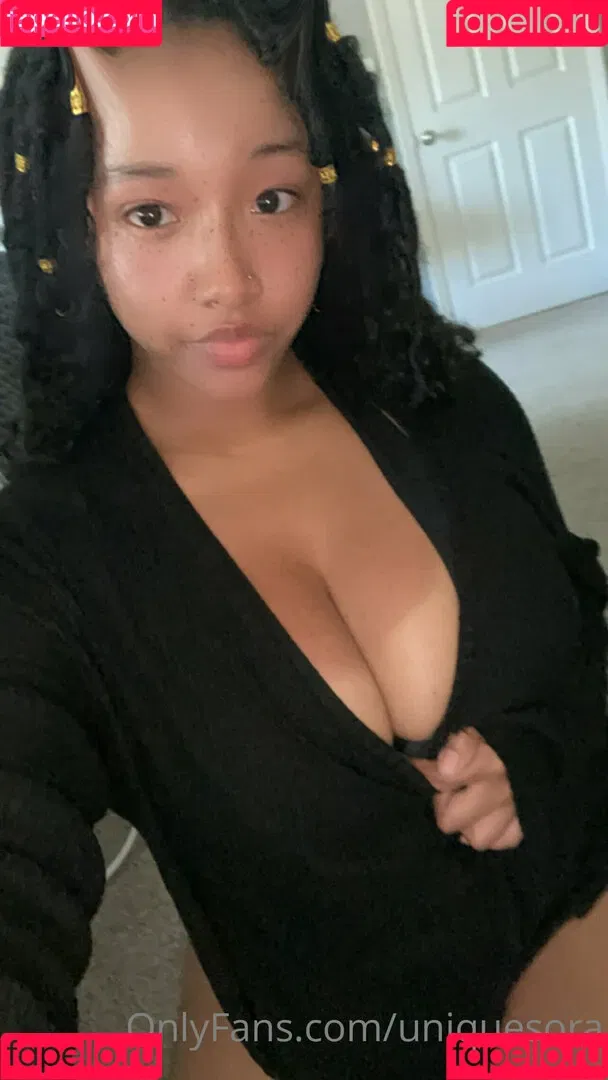 UniqueSora Onlyfans Photo Gallery 