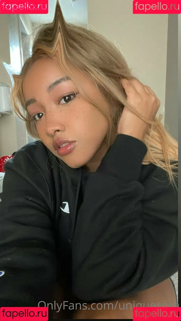 UniqueSora Onlyfans Photo Gallery 