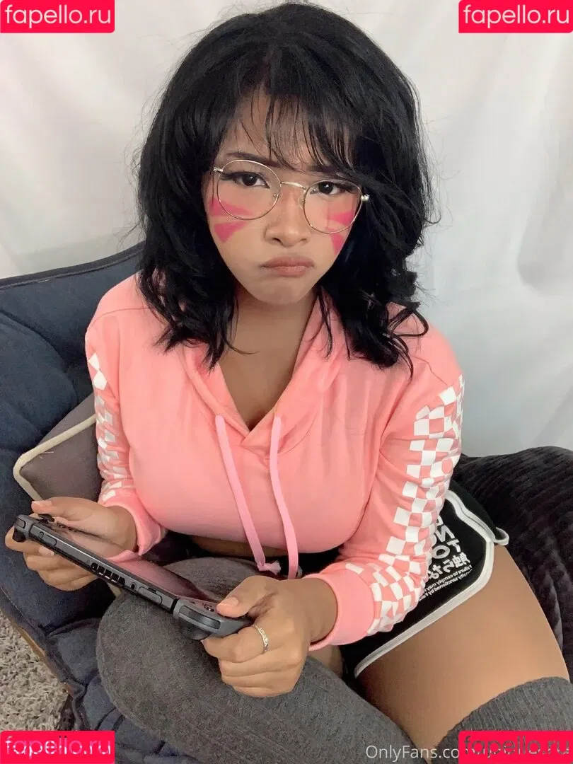 UniqueSora Onlyfans Photo Gallery 