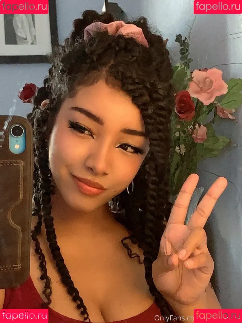 UniqueSora Onlyfans Photo Gallery 